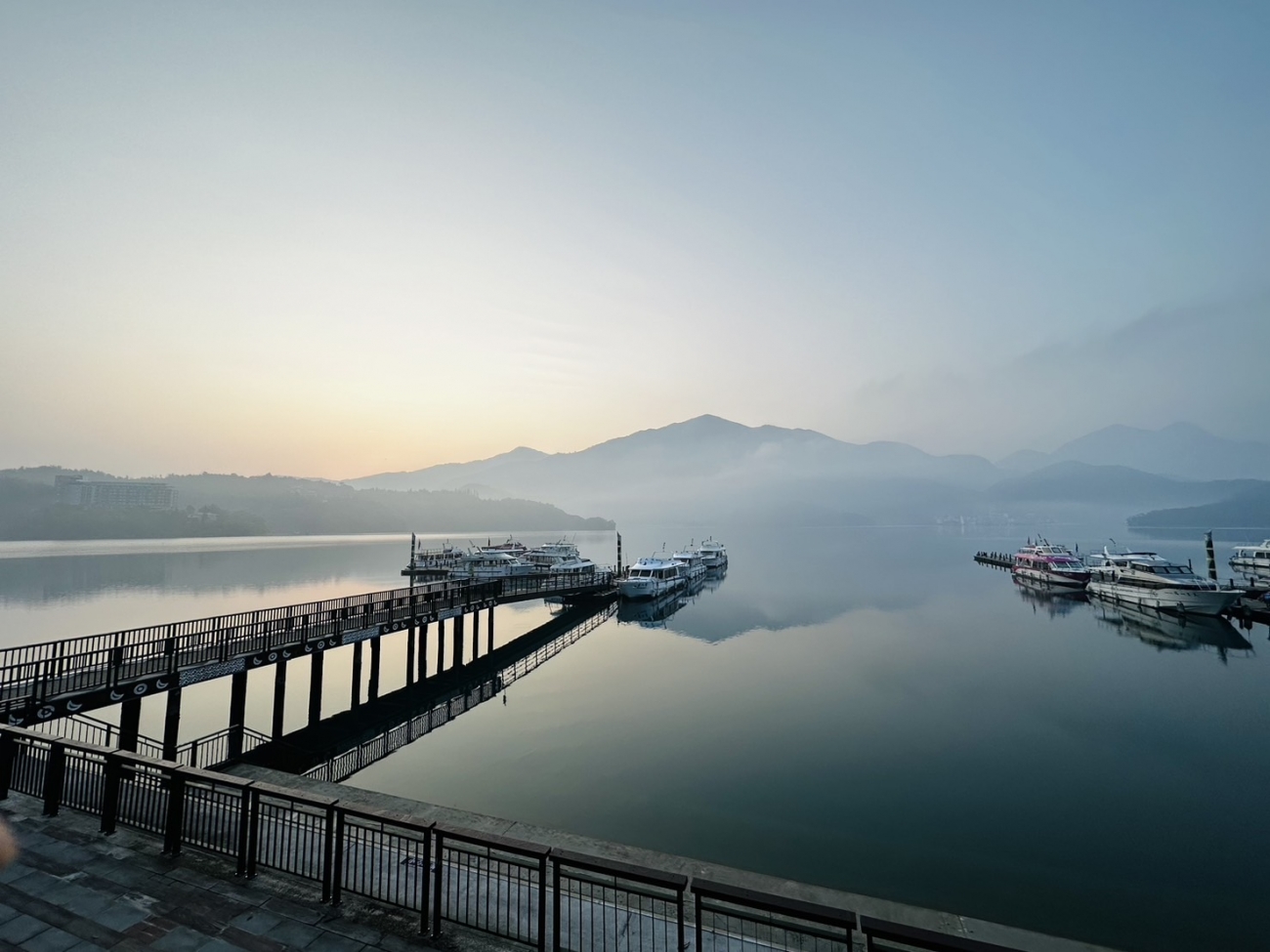 南投日月潭水沙連